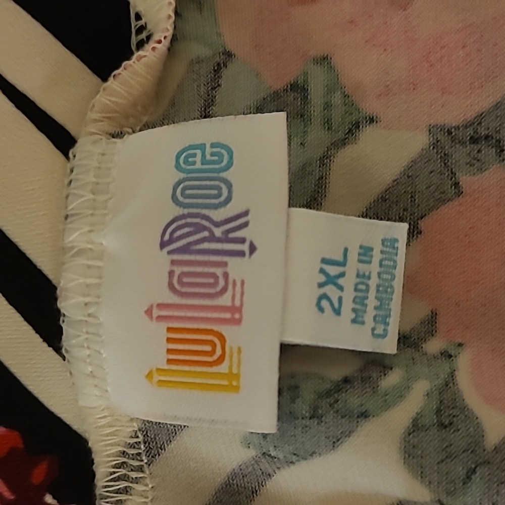 LuLaRoe size 2x  zebra print with pink flowers Maxi skirt - Picture 6 of 7